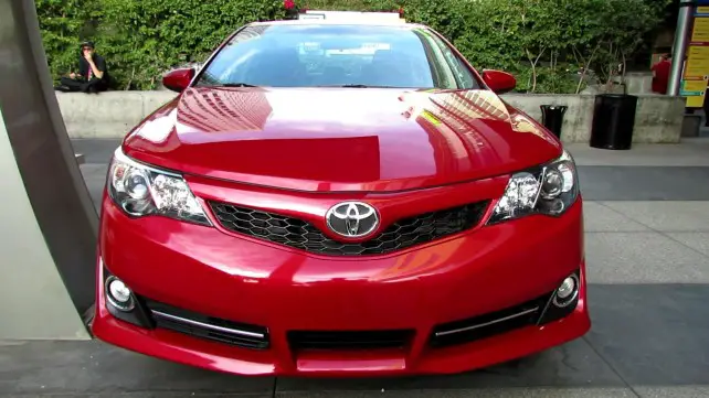 2014 Toyota Camry Se front grill