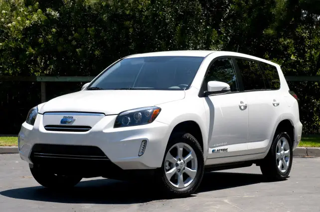 2016 Toyota RAV4 Electric front side