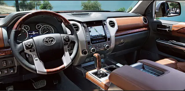 2015 Toyota Land Cruiser interior