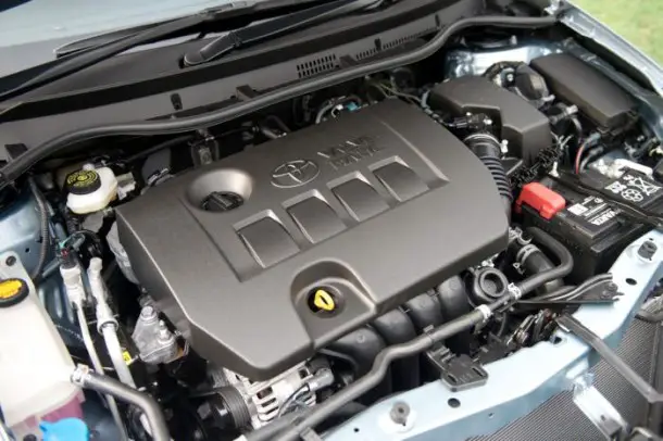 Toyota Auris Hatchback 2014 engine