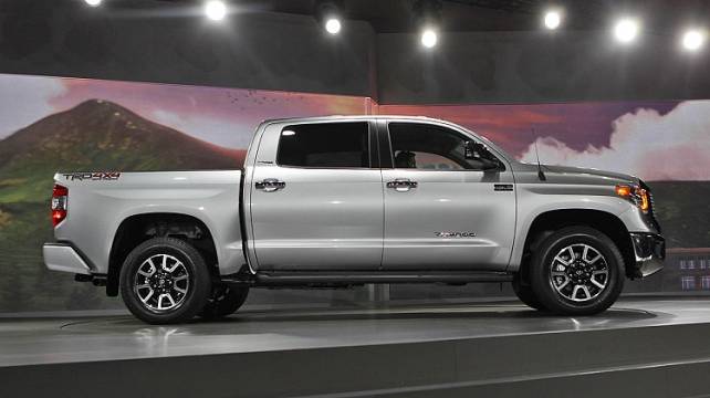 2015 Toyota Tundra Diesel side