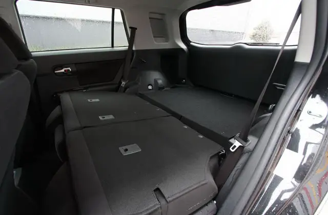 2015 Toyota Rukus cargo space