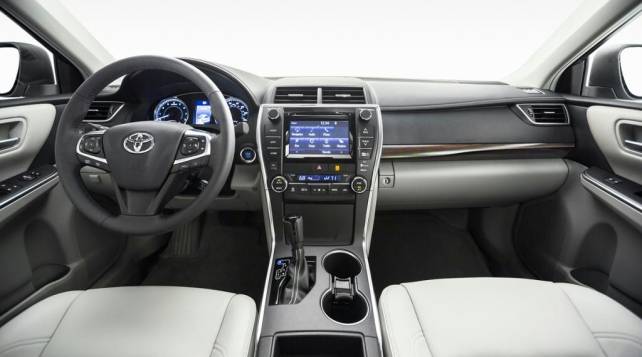 Toyota Camry 2015 Interior