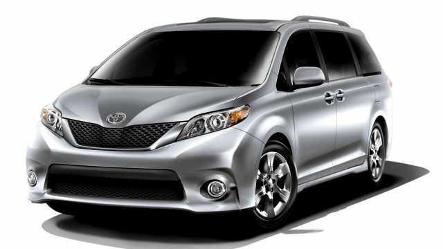 2016-Toyota-Sienna-front