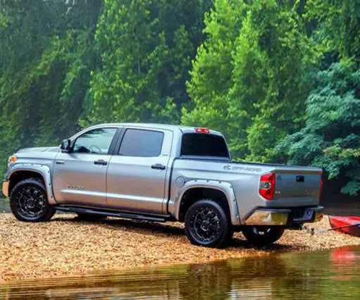 Toyota Tundra 2017 BAck