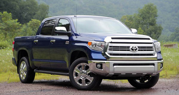 Toyota Tundra 2017 front