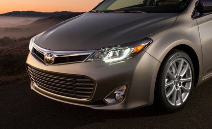 2014 Toyota Avalon front grill