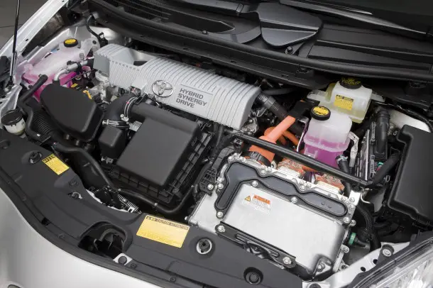 2015 Toyota Prius Hybrid engine