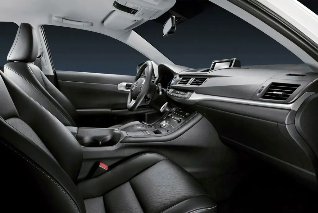 2015 Toyota Prius Hybrid inside