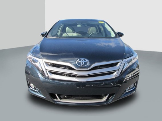 2014 Toyota Venza Limited V6 front grill