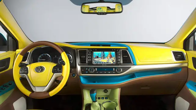 2014 Toyota Highlander Spongebob Squarepants interior