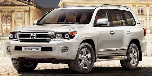 2016 Toyota Land Cruiser Hybrid