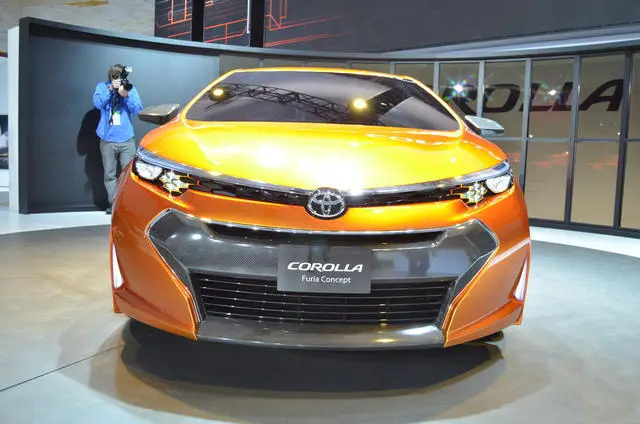 2014 Toyota Furia front grill