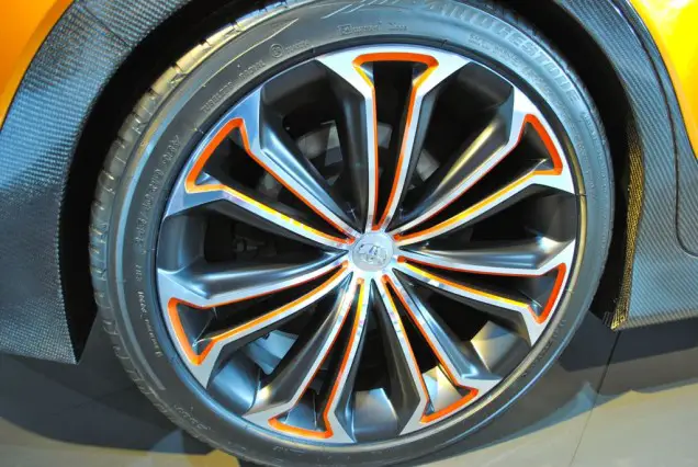 2014 Toyota Furia wheel