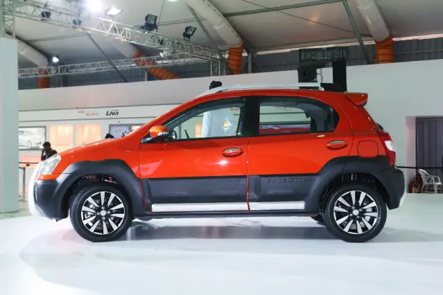 2014 Toyota Etios Cross side