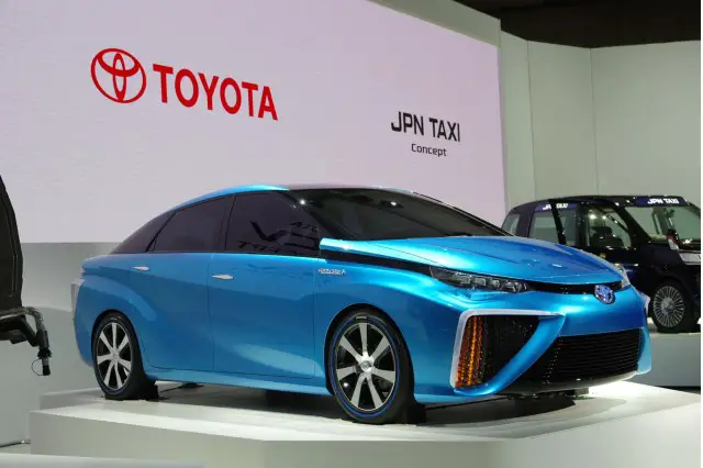 Toyota Hydrogen 2015 other side