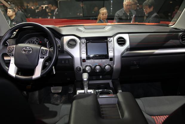 2014 Jeep Wrangler Unlimited vs Toyota 4Runner TRD Pro toyota interior