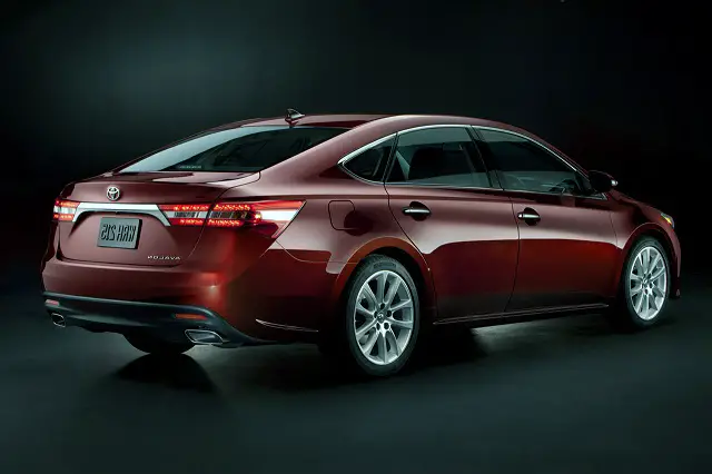 2016 Toyota Avalon rear