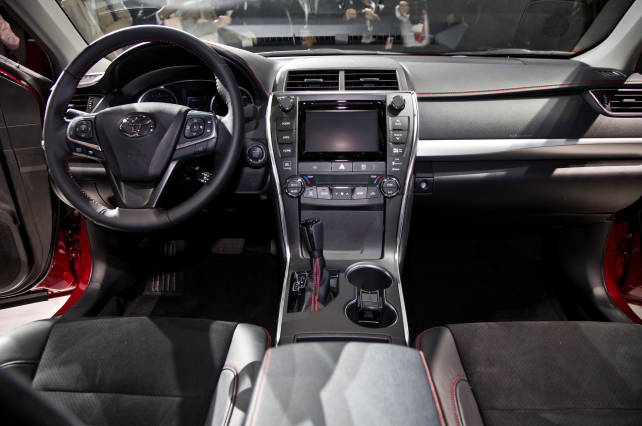2015 Honda Accord vs Toyota Camry interior camry