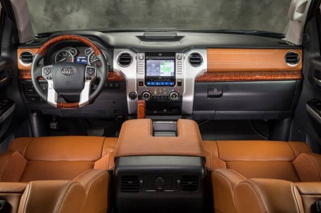 2016 Nissan Titan VS 2016 Toyota Tundra tundra interior