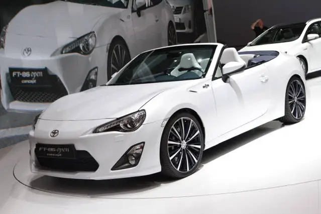 2016 Toyota Supra Convertible front side
