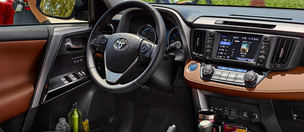 2018-Toyota-RAV4-interior