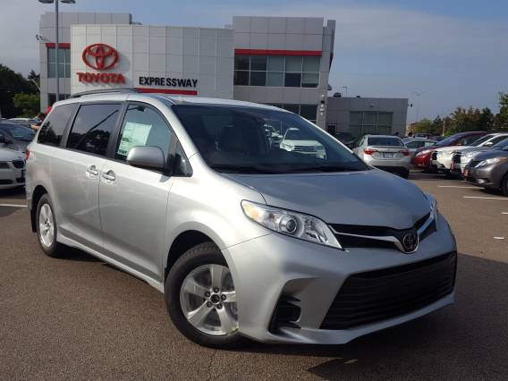 2019 Toyota Sienna 